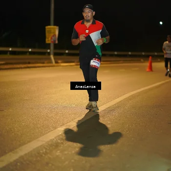 Runner Photo 7698663