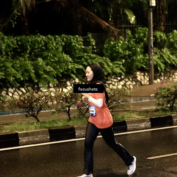 Runner Photo 7698666