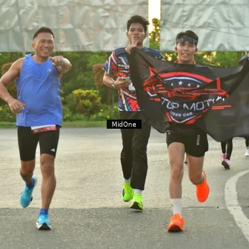 Runner Photo 7698681
