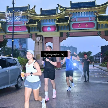 Runner Photo 7698691