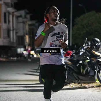 Runner Photo 7698693