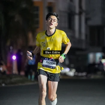 Runner Photo 7698709