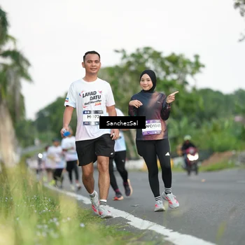 Runner Photo 7698712