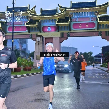 Runner Photo 7698714