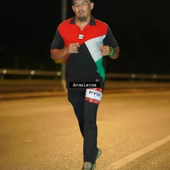 Runner Photo 7698716