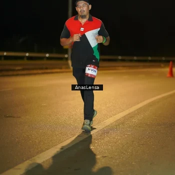 Runner Photo 7698719