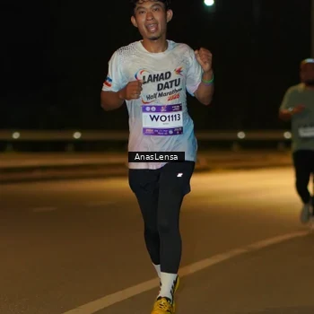 Runner Photo 7698722