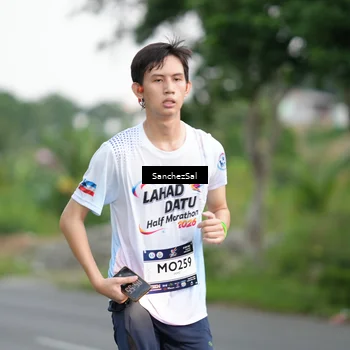 Runner Photo 7698723