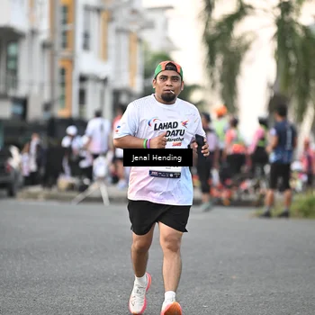 Runner Photo 7698725