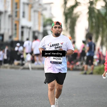 Runner Photo 7698729