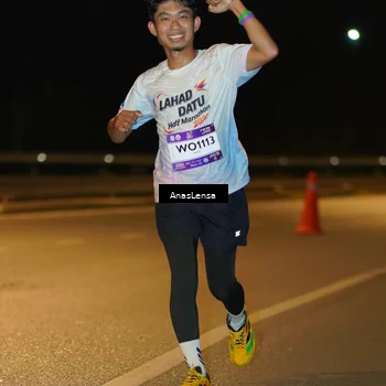 Runner Photo 7698759