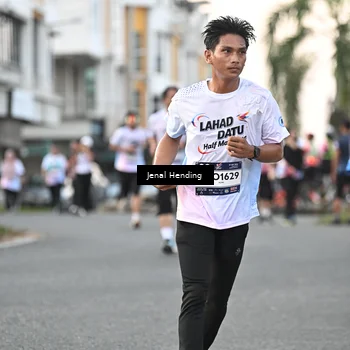 Runner Photo 7698762