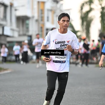Runner Photo 7698771