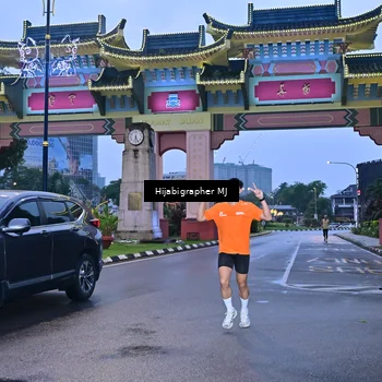 Runner Photo 7698779