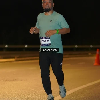 Runner Photo 7698785
