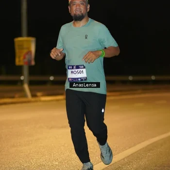 Runner Photo 7698791
