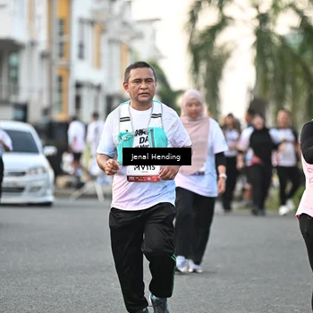 Runner Photo 7698797