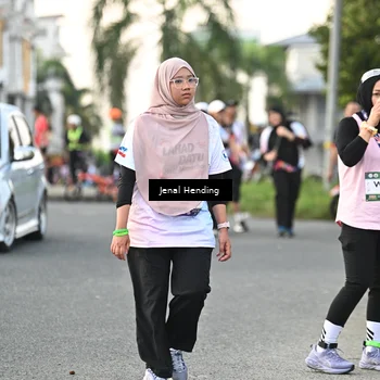 Runner Photo 7698806
