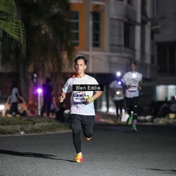 Runner Photo 7698820