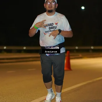 Runner Photo 7698831