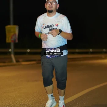 Runner Photo 7698844
