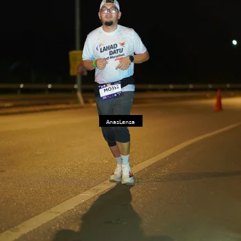 Runner Photo 7698847