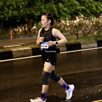 Runner Photo 7698860