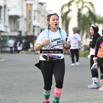 Runner Photo 7698865