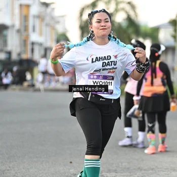 Runner Photo 7698869