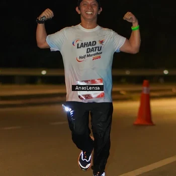 Runner Photo 7698882
