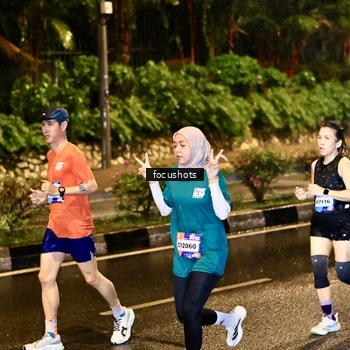 Runner Photo 7698897