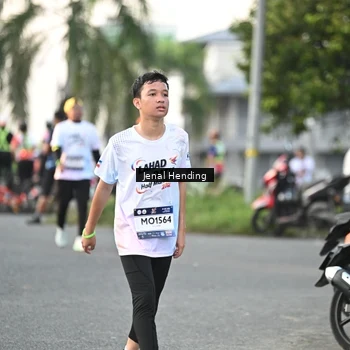 Runner Photo 7698927