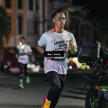 Runner Photo 7698937