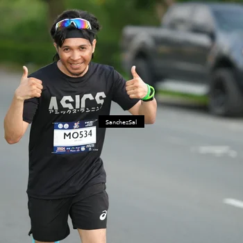Runner Photo 7698944