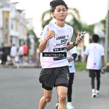 Runner Photo 7698949
