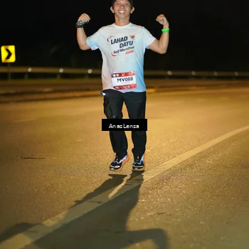 Runner Photo 7698958