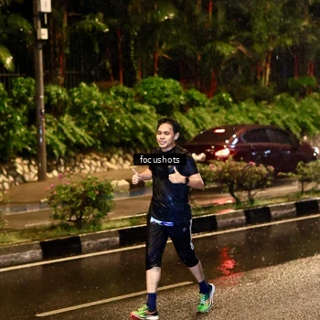Runner Photo 7698962