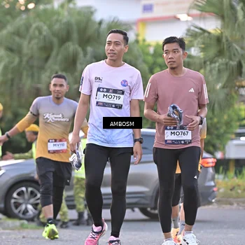 Runner Photo 7698967