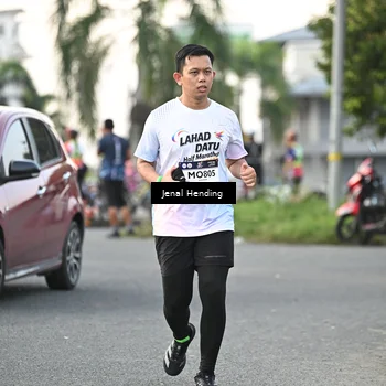 Runner Photo 7698976