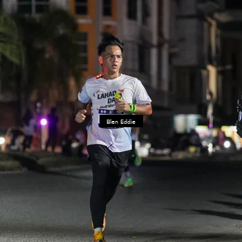 Runner Photo 7698979