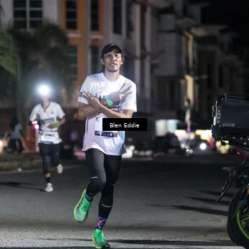 Runner Photo 7699003