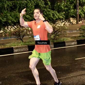 Runner Photo 7699042