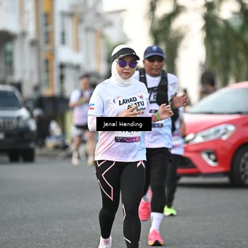 Runner Photo 7699049