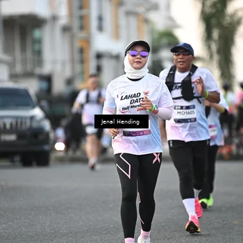 Runner Photo 7699050