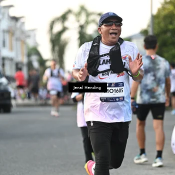 Runner Photo 7699053