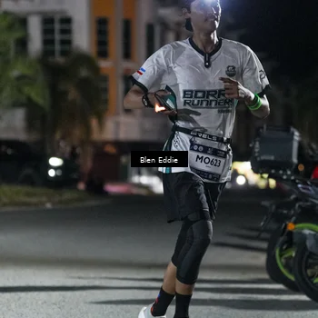 Runner Photo 7699066