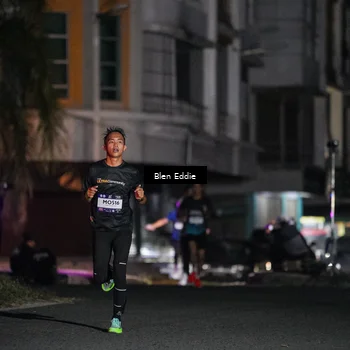 Runner Photo 7699084