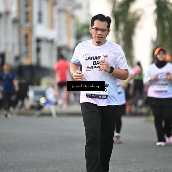 Runner Photo 7699087