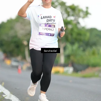 Runner Photo 7699104