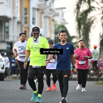 Runner Photo 7699105
